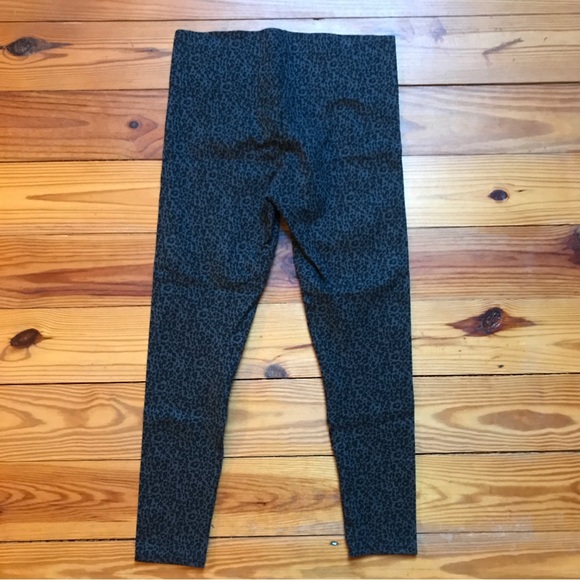 Loft Grey Black Animal Print High Rise Leggings, EUC, M - Picture 8 of 10